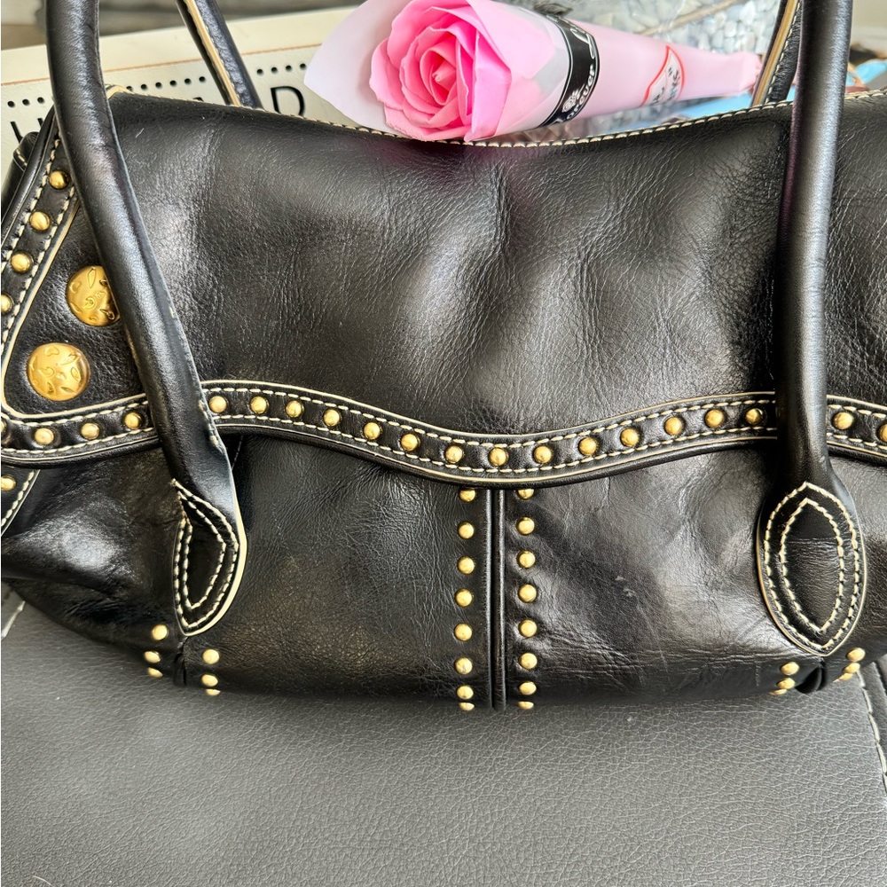 Maxx shoulder bag. Soft heavy leather